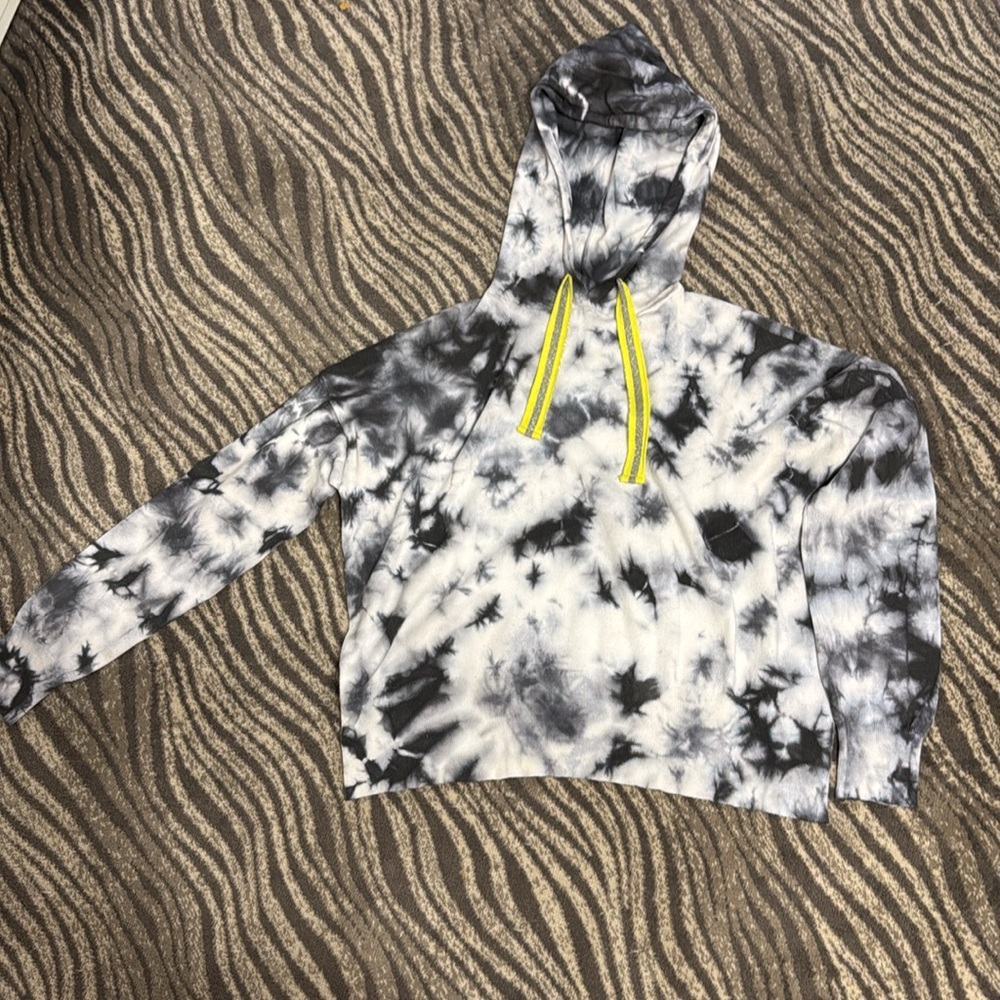 Cotton the dye hooded sweater size small